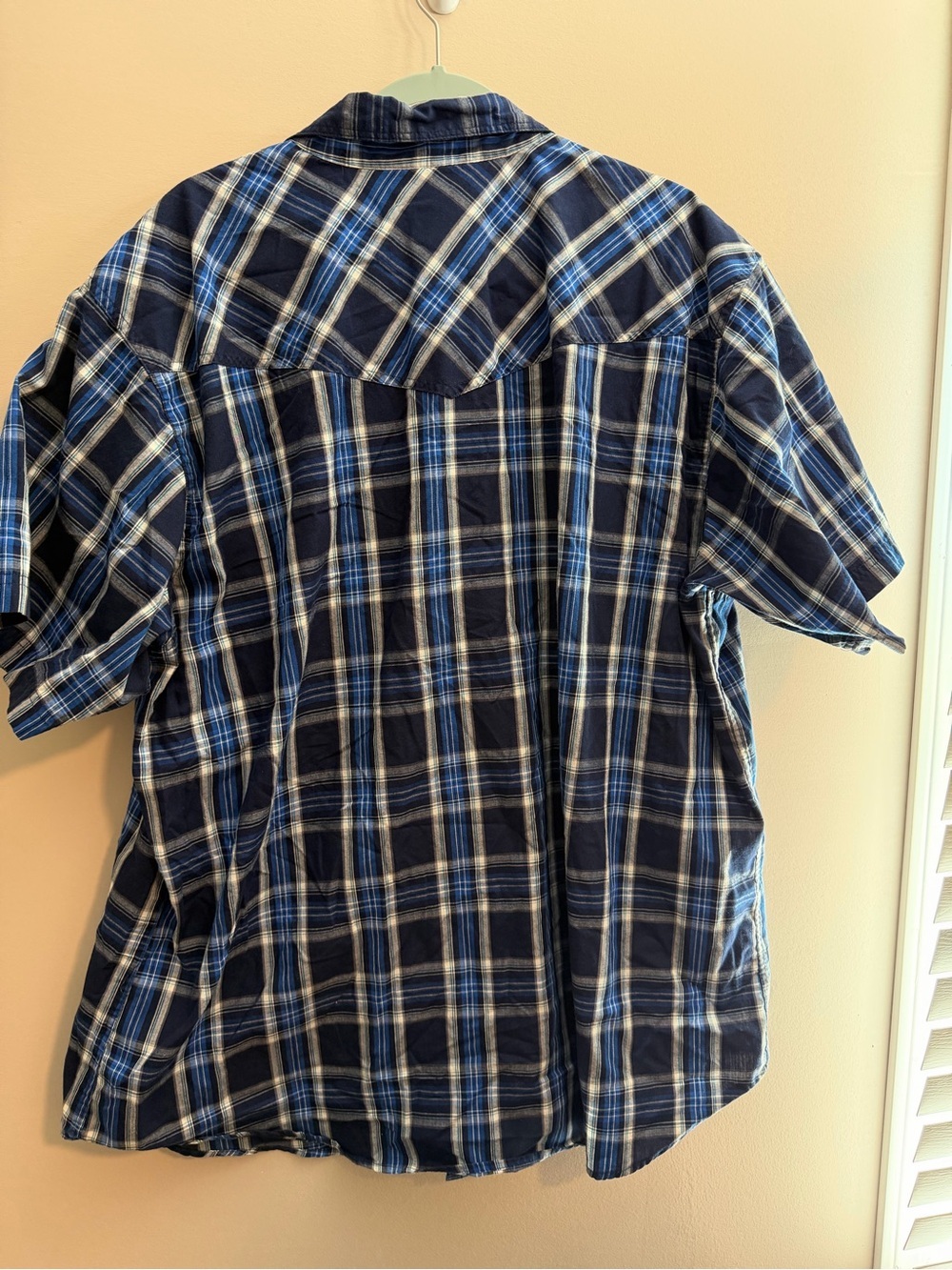 High Noon Men’s Blue Plaid Short-Sleeve Button-Down Shirt - Picture 4 of 4